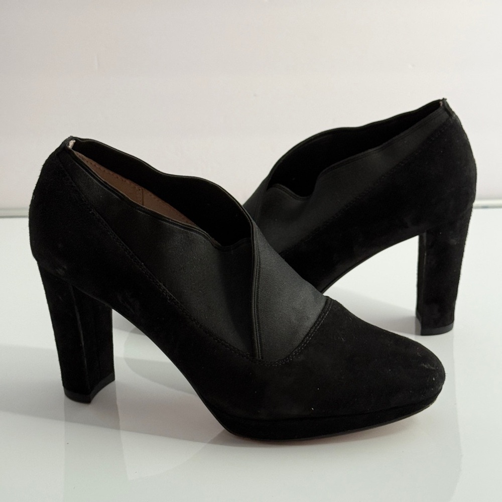 Clarks Kendra Mix Black Suede Block Ankle Bootie Heels Size 6.5
